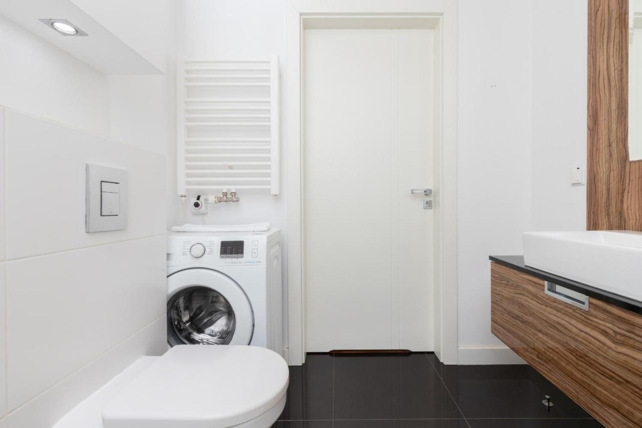 Atelier Residence Apartment By Noclegi Renters Varsovie Extérieur photo