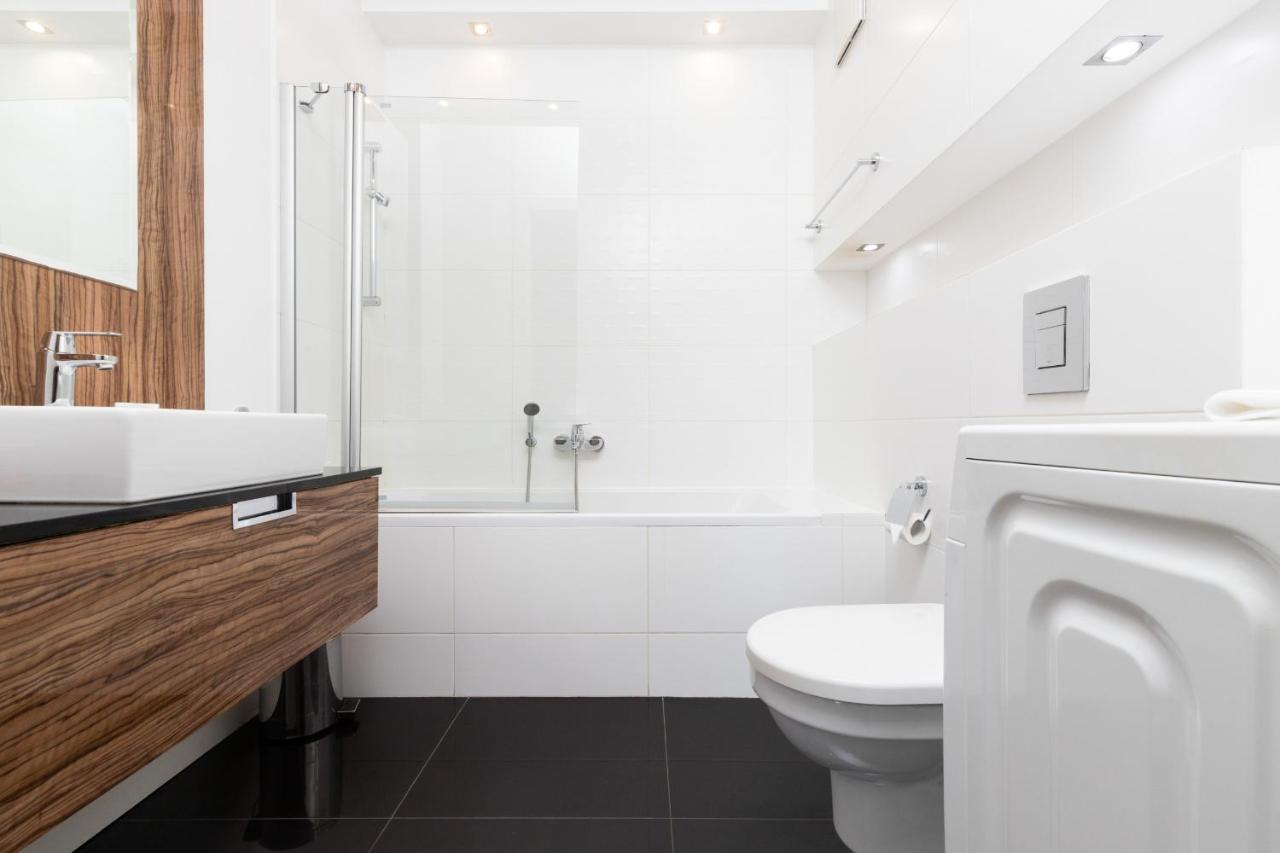 Atelier Residence Apartment By Noclegi Renters Varsovie Extérieur photo